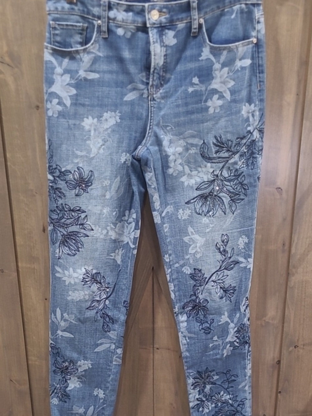 Chico's Blue Floral Braided And Beaded Girlfriend Slim Jeans 1 T